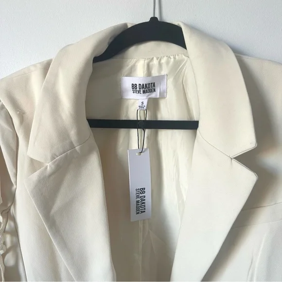 NWT BB Dakota by Steve Madden blazer - Picture 2 of 5